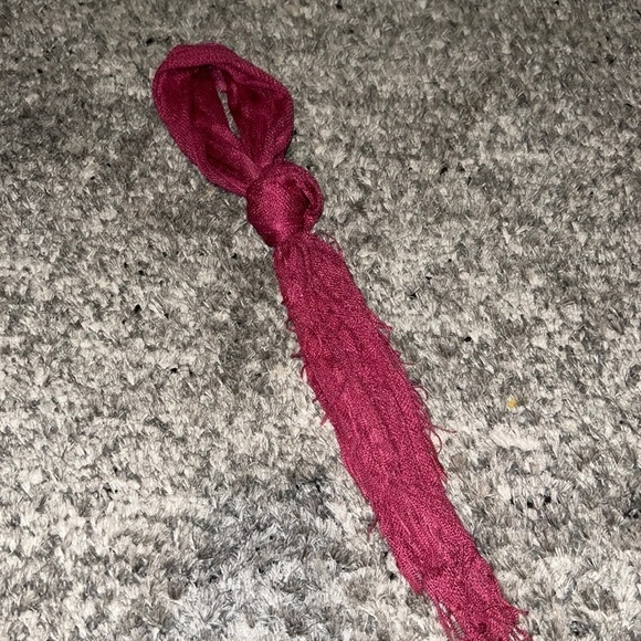 Pink Scarf - Picture 1 of 1